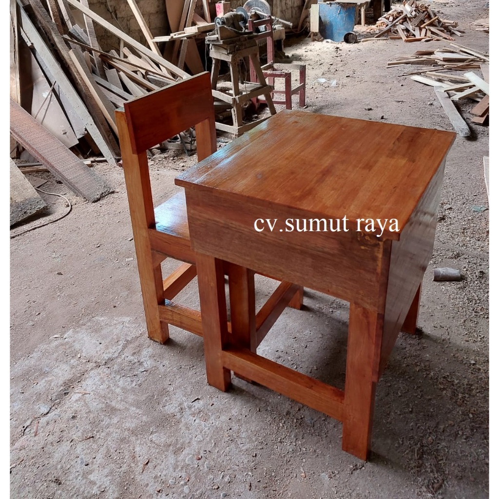 Meja Kursi sekolah kayu