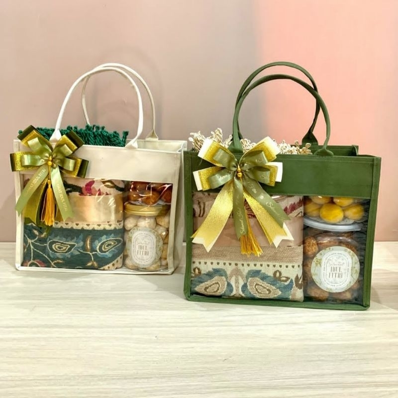 

TAS HAMPERS KANVAS MIKA 25x10x20 cm / TAS HAMPERS KUE KERING LEBARAN IDUL FITRI