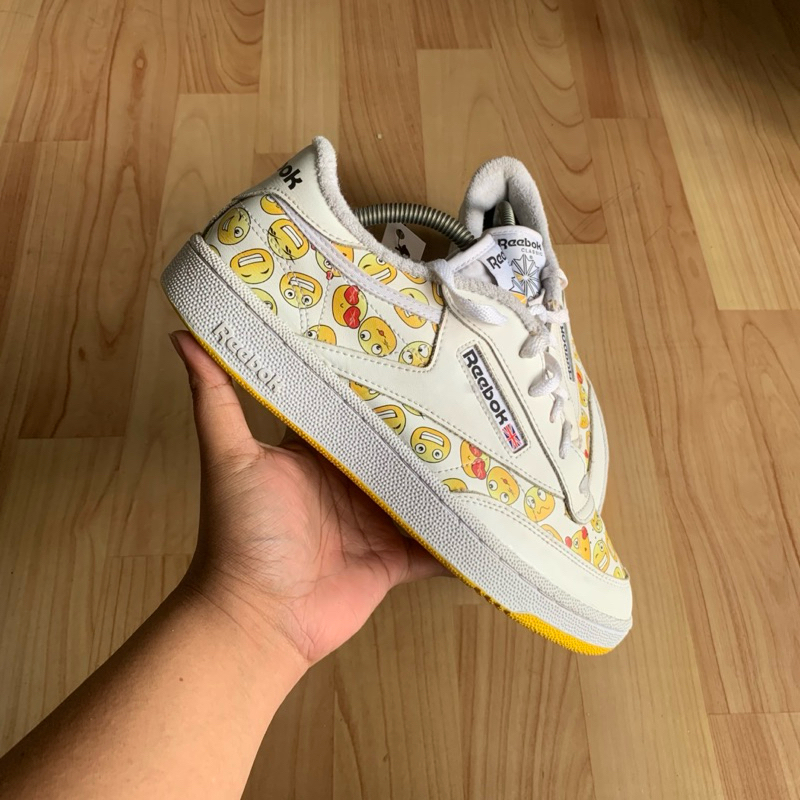 Reebok C85 emoji 42 original