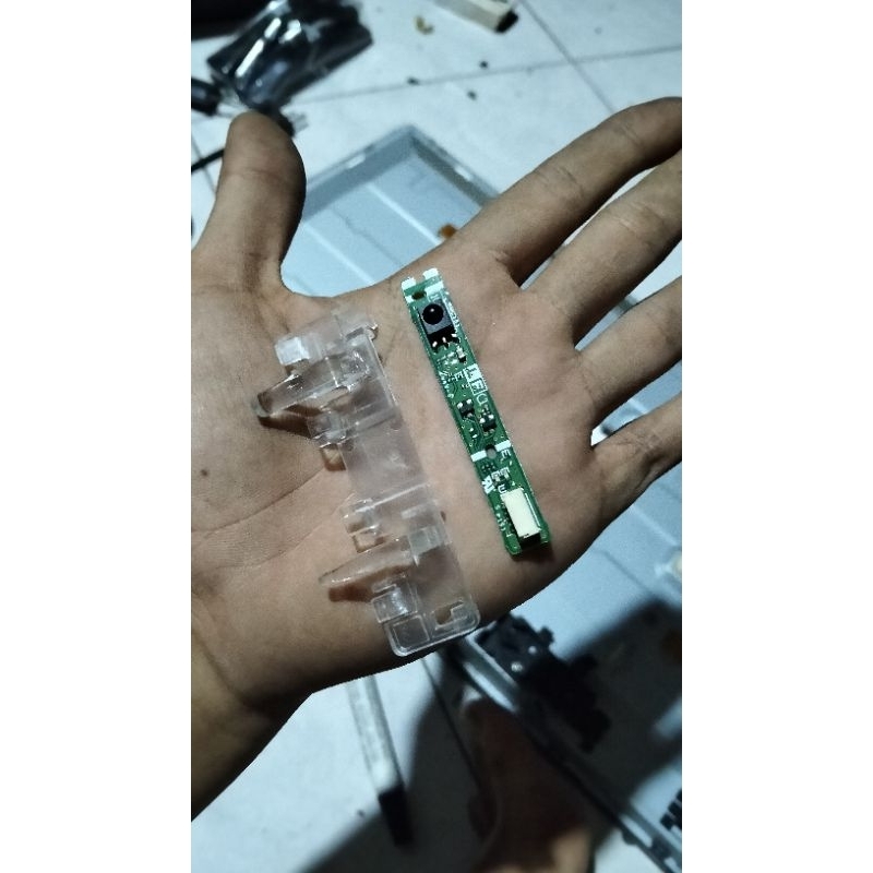 Sensor IR Tv Sharp LC 24LE170I