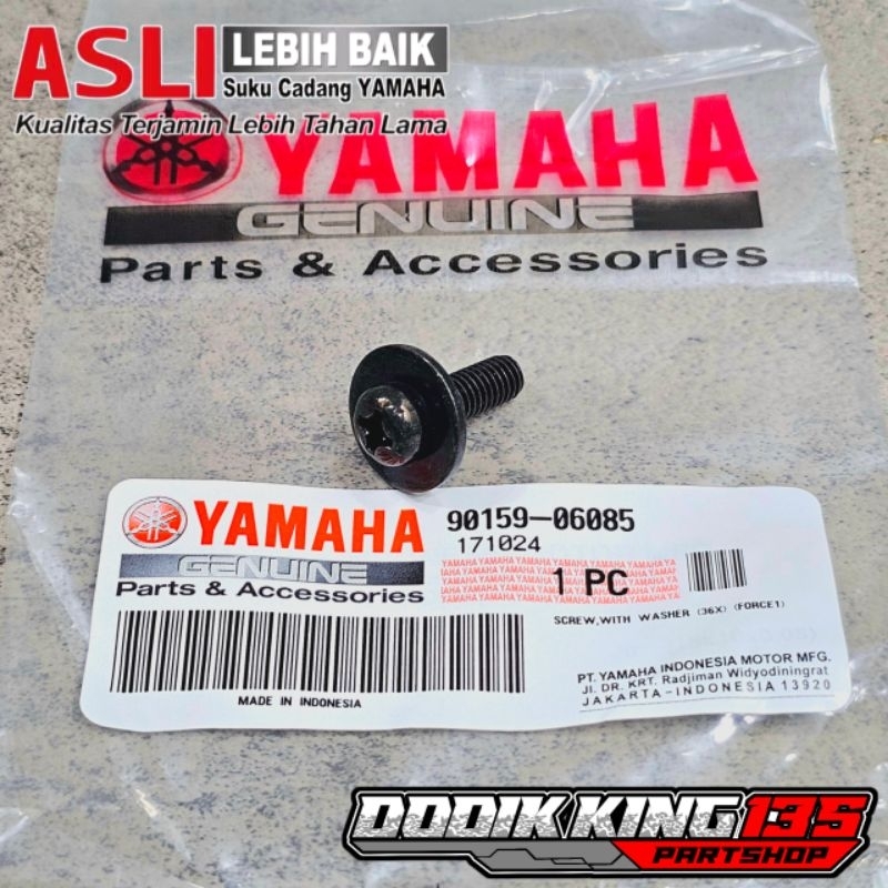 BAUT COVER BODY BELAKANG SAMPING KANAN F1ZR FIZR SS TWO VEGA R LAMA ORIGINAL YAMAHA | 90159-06085
