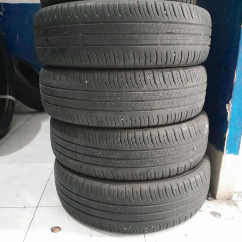 Ban Seken Copotan Mobil 205 60 R17 Dunlop Enasave Ring 17 4pcs