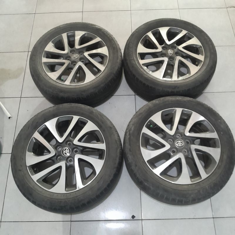 Velg Oem Ori Copotan Mobil Sienta Ring 16 Bonus Ban R16