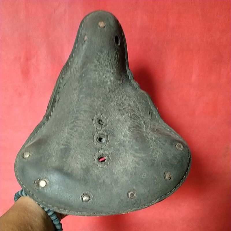 sadel dames ala kadarnya sepeda onthel basikal tua