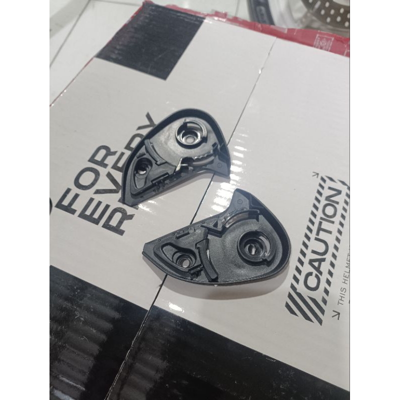 RACHET HELM RSV FF500 - Dudukan Helm Rsv Ff500 Original