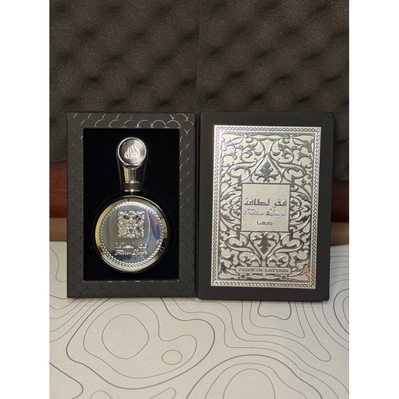 Parfume Lattafa Fakhar Black