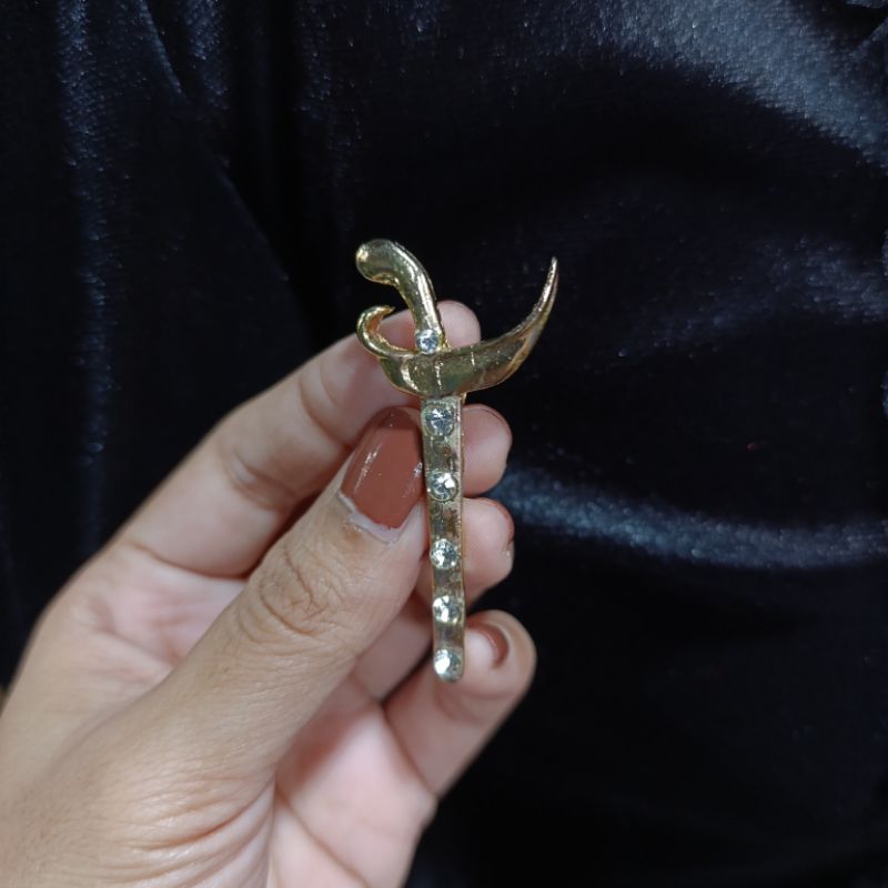 *Bros Pin Keris Emas / Bros Antik / Bros Adat Bentuk Keris