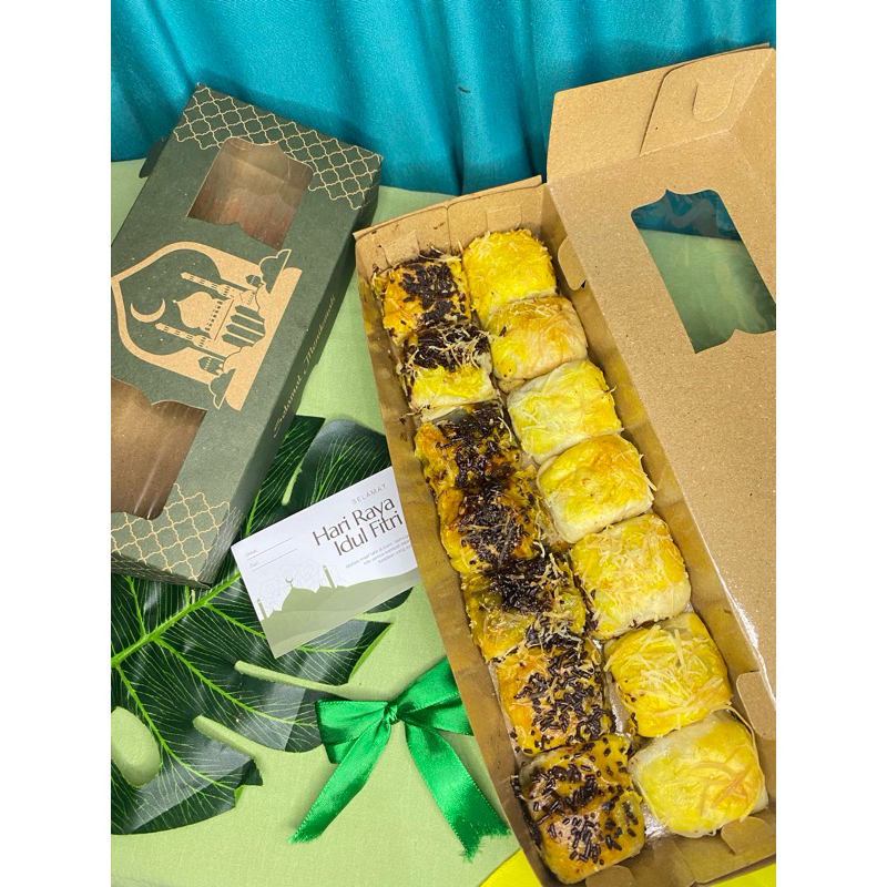 

Hampers Bolen Pisang Isi 14