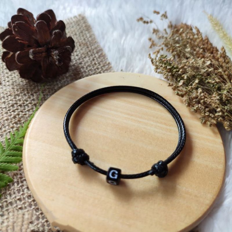 Gelang inisial huruf / gelang couple / gelang tali , INISIAL (A-Z)