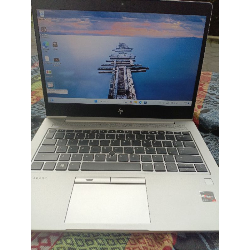 Laptop HP Elitebook 735 G6