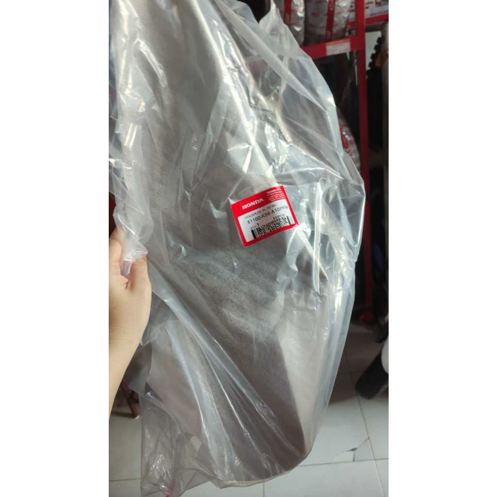 Spakbor Depan Putih Mutiara Honda Vario 150 eSP / 61100-K59-A10PFW ORIGINAL AHM