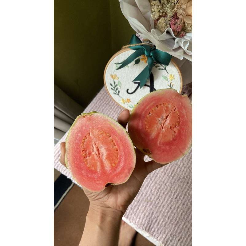 

FRESHBOXBPN - Jambu Merah Lokal / Guava