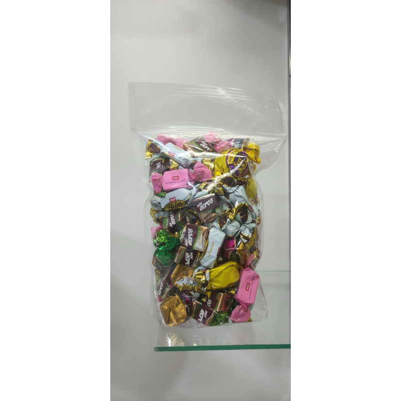 

COKELAT ARAB/COKELAT TURKI MIX 1 KG