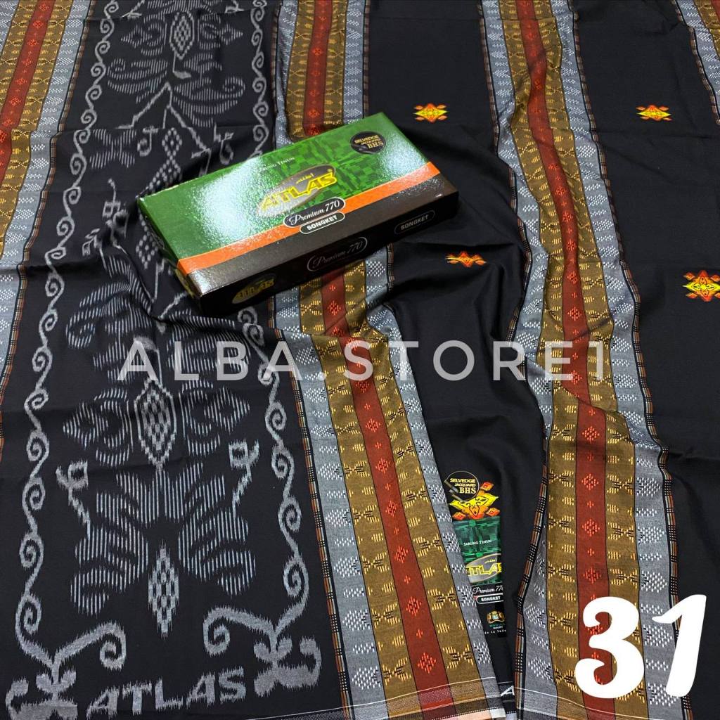 [READY] Sarung Atlas Premium 770 Silver Sarung Atlas Premium 770 Songket Dobi Timbul// Sarung Atlas 