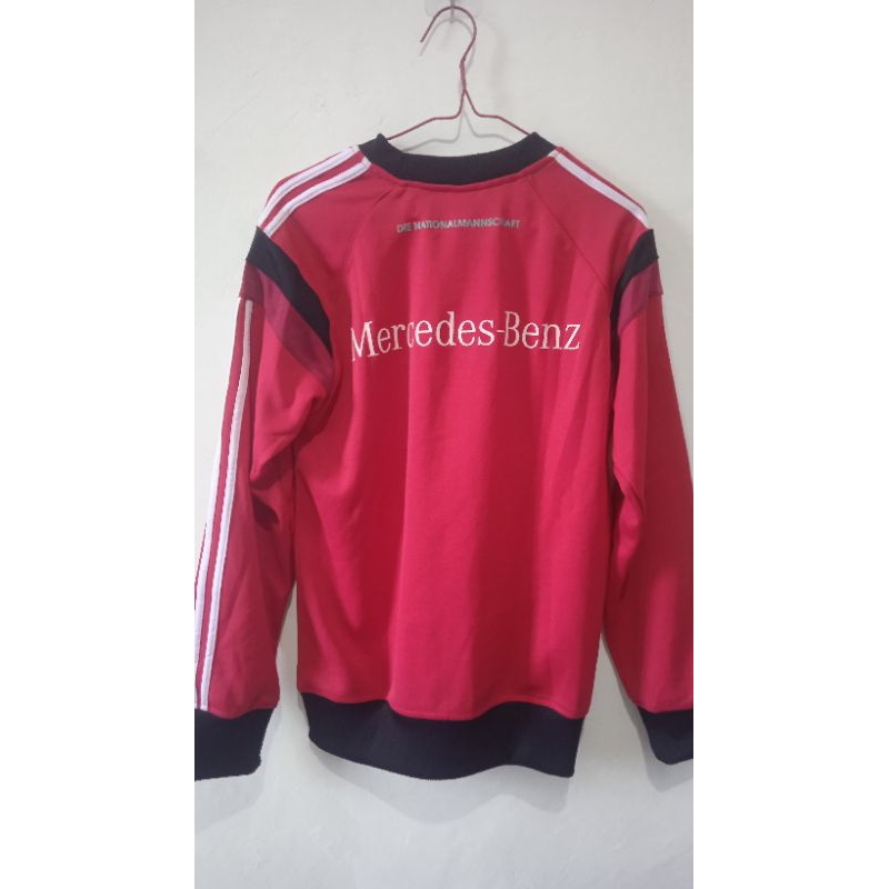 sweater jerman training