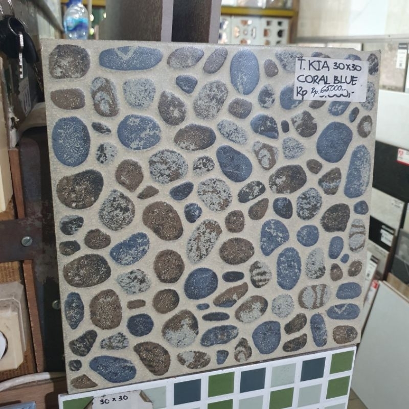 keramik lantai kamar mandi garasi teras KIA 30x30 Coral Blue batu kecil biru