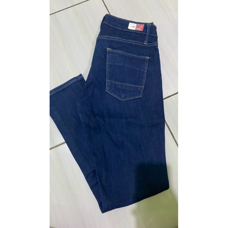 Preloved Logo Jeans