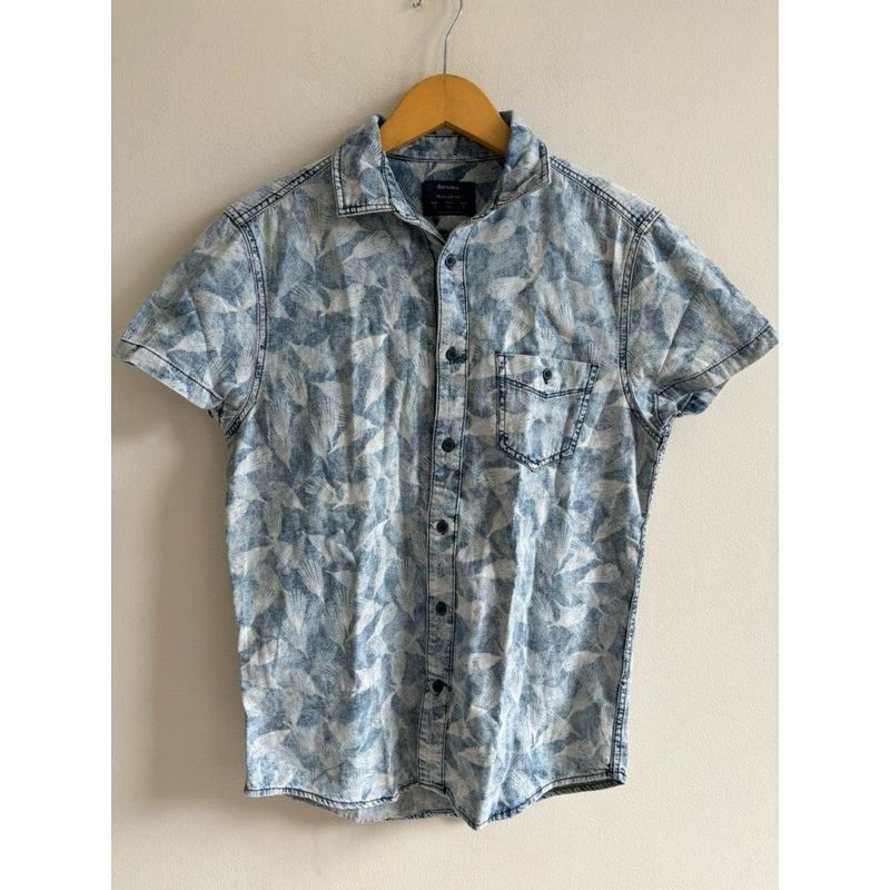 BERSHKA KEMEJA PRIA