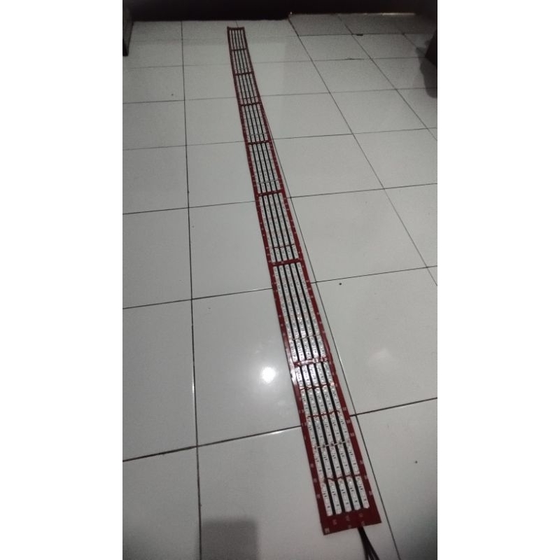 Strobo 8 chanel RGB 5 baris 25 mode 2 meter 12/24v