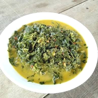 Daun Ubi Tumbuk // Gulai Daun Singkong