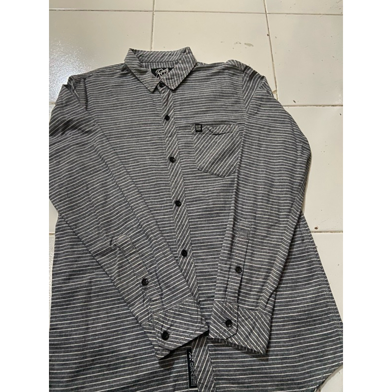 kemeja stripe By GREYSIDE