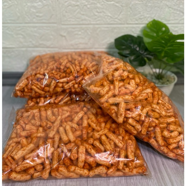 

Kerupuk Tongkol 250 gram Kemasan Simpel Pedas Gurih Nikmat