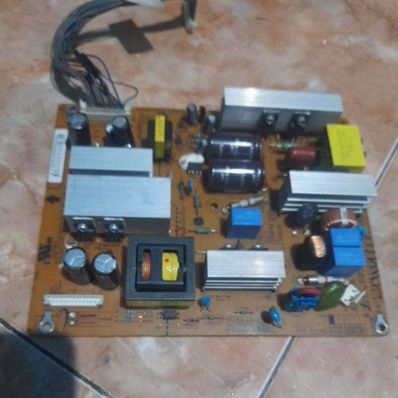 Power suply tv lcd LG 32LF20FR