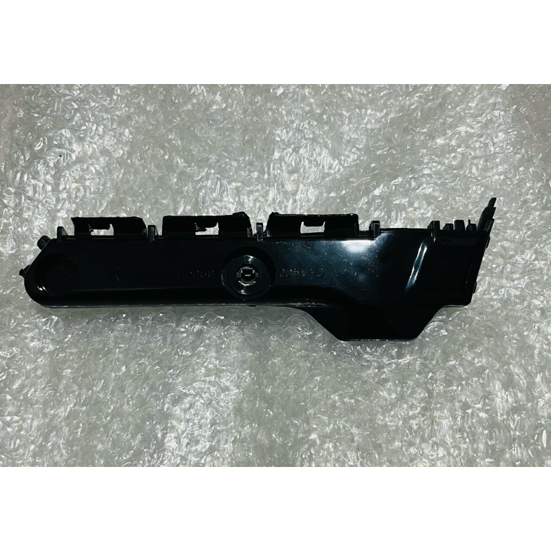 Brecket Breket Bemper Pengait Bemper Belakang  Yaris 2006-2013 Yaris Bakpao