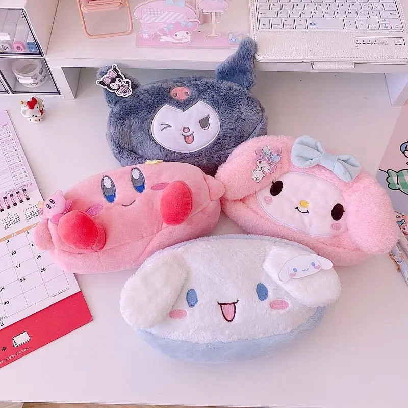 

Kotak Pensil Bulu Sanrio Melody Plush Stationery Tempat Pensil Kuromi Lucu