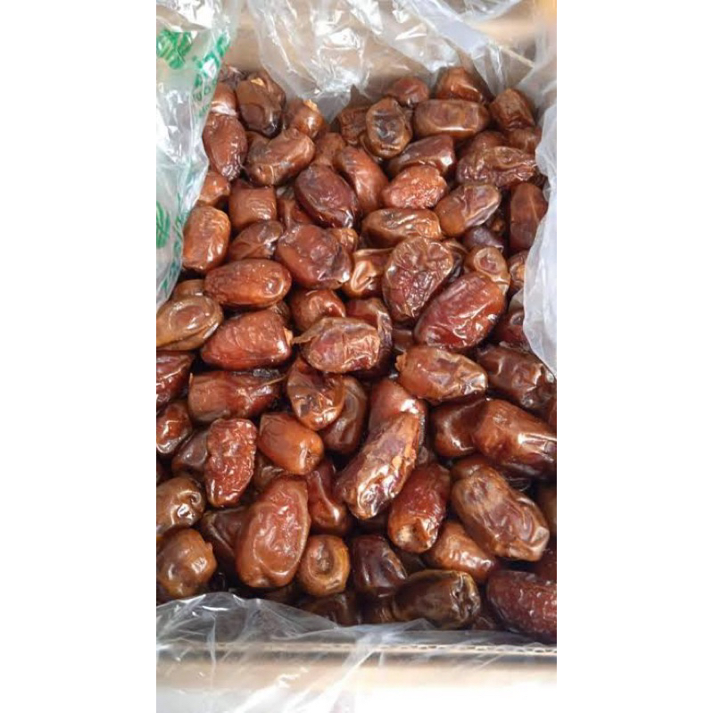 

Kurma Curah Murah 1 Kg