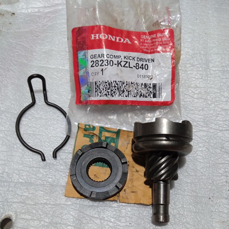 28230 kzl 840 original AHM Astra Honda motor HGP Honda genuine part NOS gear comp kick driven gear g