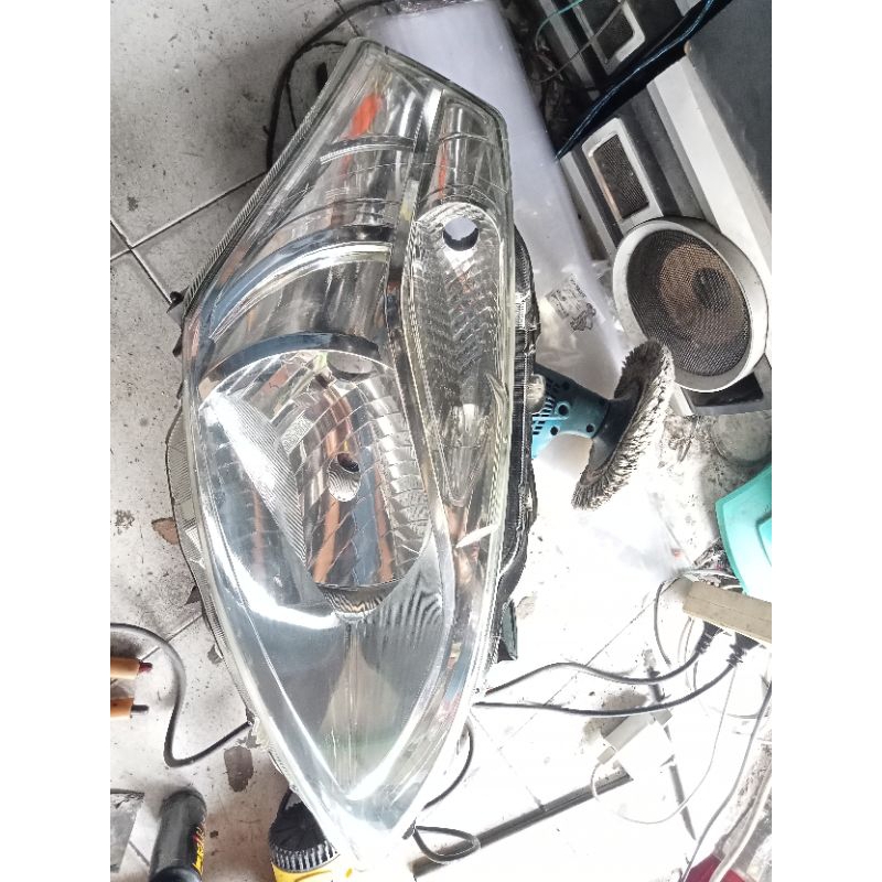 Headlamp Ertiga lama