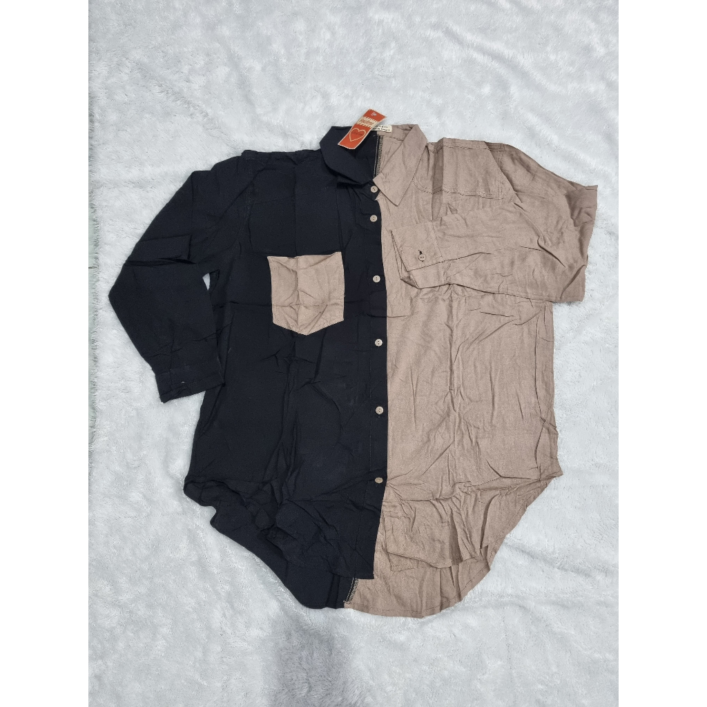 Kemeja flawless hitam/krem : 66 x 53 cm Kemeja Two-Tone Oversized