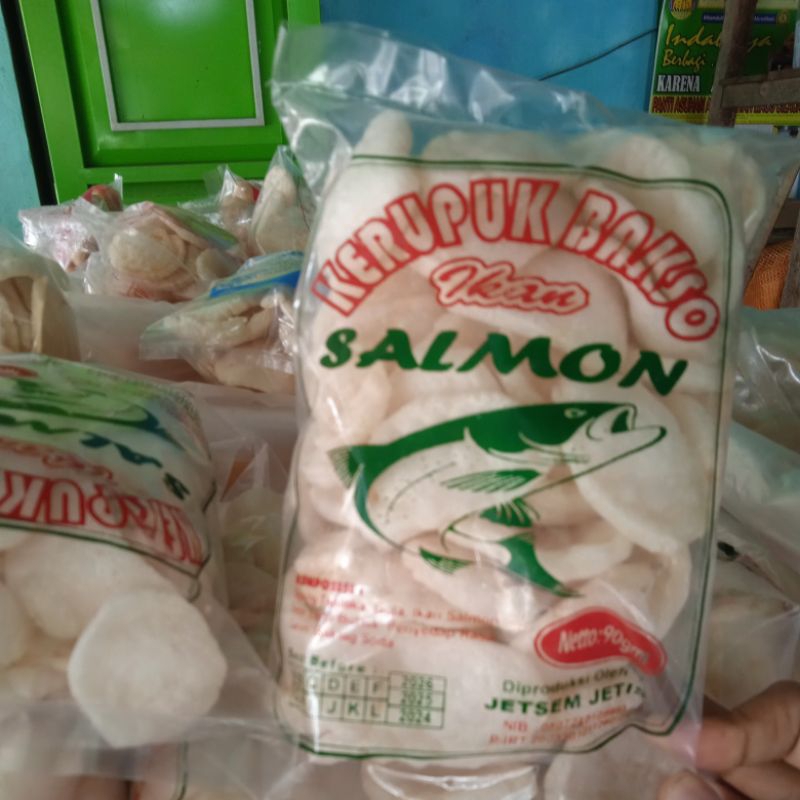 

kerupuk baso ikan salmon 90 gram