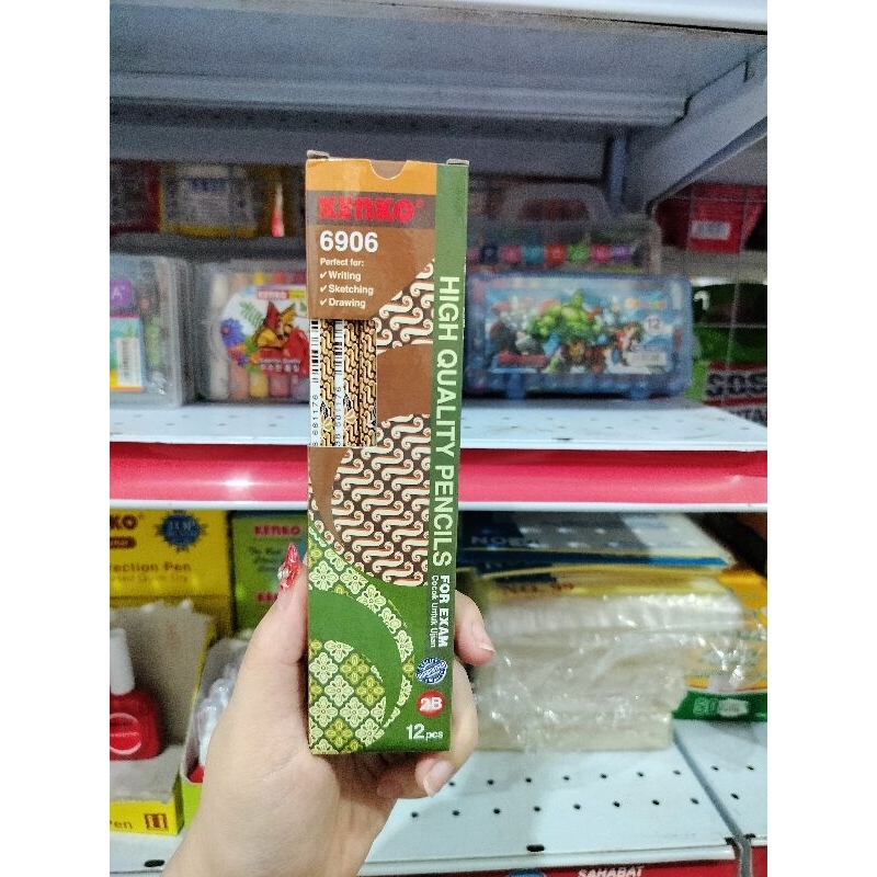 

Pensil Kenko Batik 2B ( 1 box isi 12 pc )