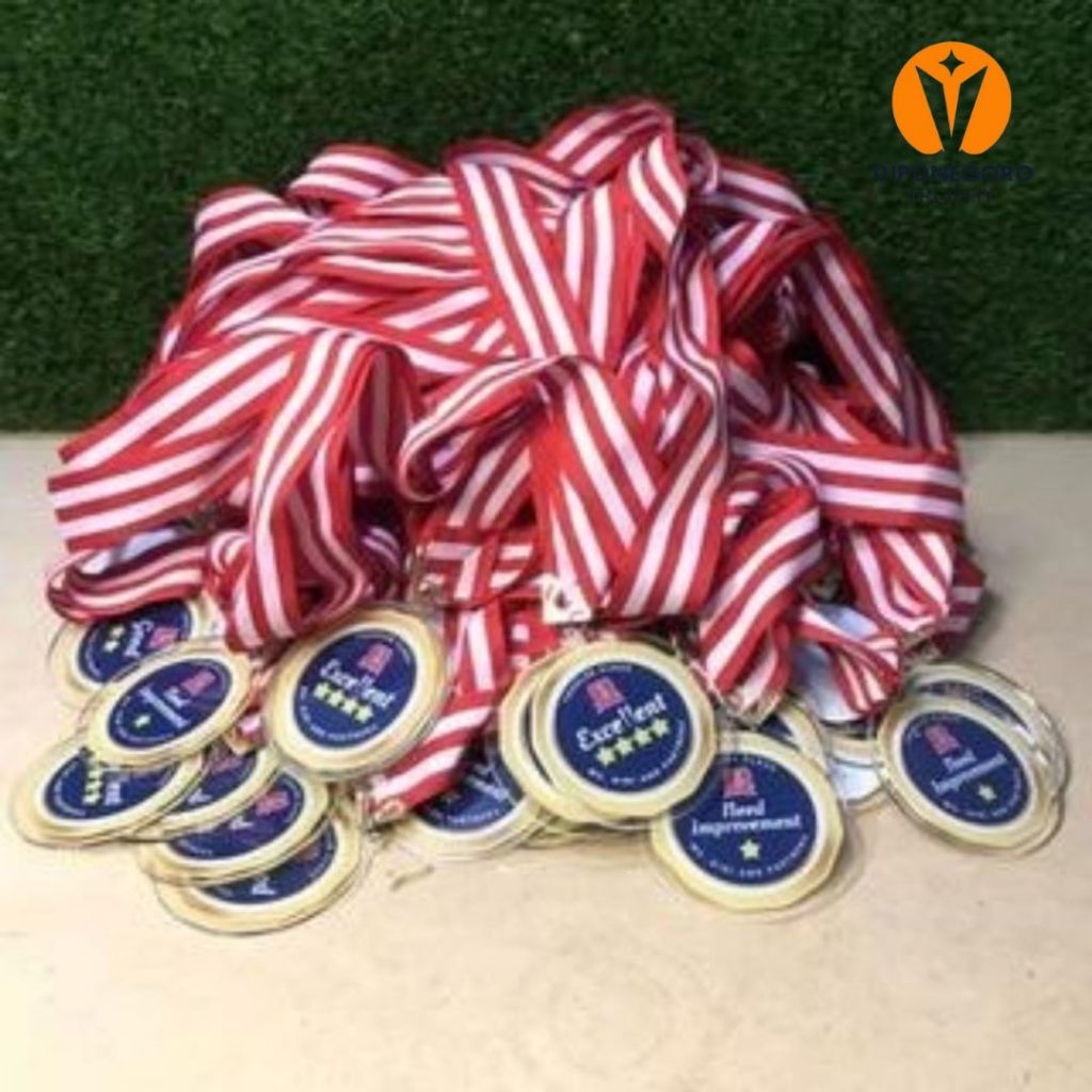 Medali Akrilik Custom Murah Medali Hadiah Lomba