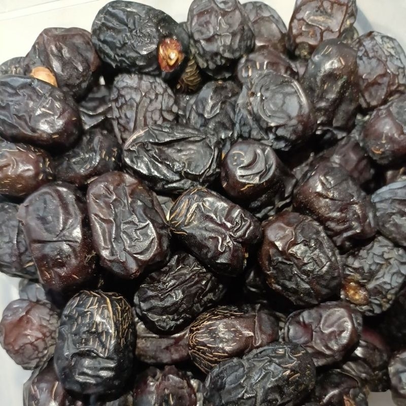 

Kurma Ajwa