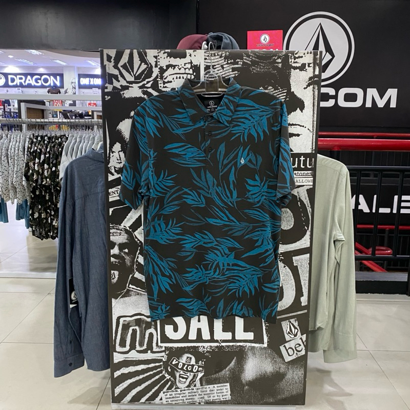 Kaos Polo Volkom Bleeding Leaf Vintage Black Original Sisa Size S saja