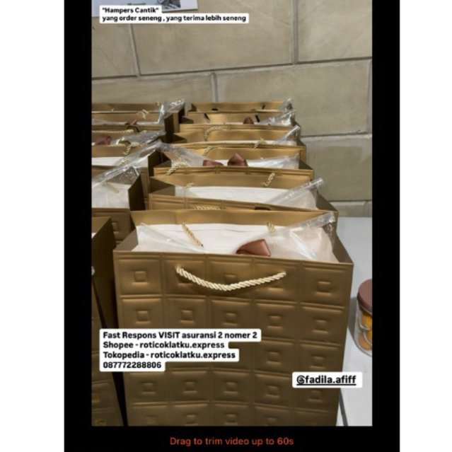 

PAKET HAMPERS LEBARAN isi 3 + goodie bag!
