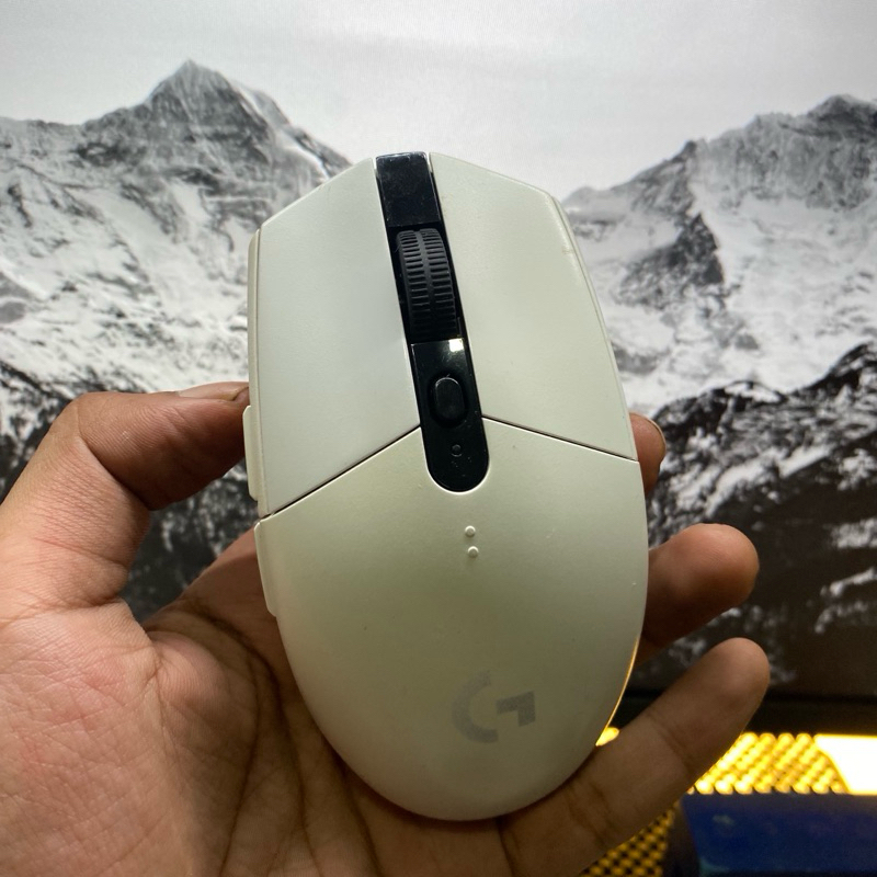 Logitech G304 Second