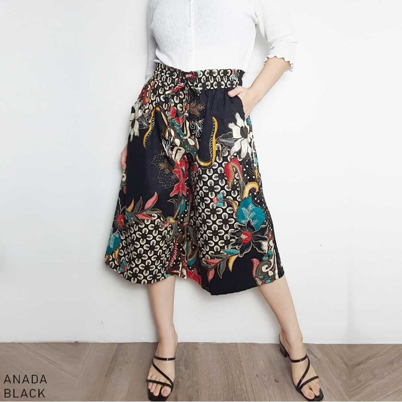 CELANA BATIK PENDEK WANITA CELANA  KULOT BATIK WANITA MOTIF BATIK 7/8 TERBARU CELANA WANITA