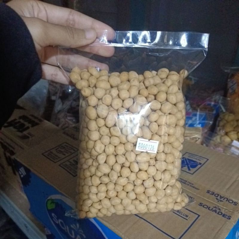 

KACANG OVEN 500 GRAM