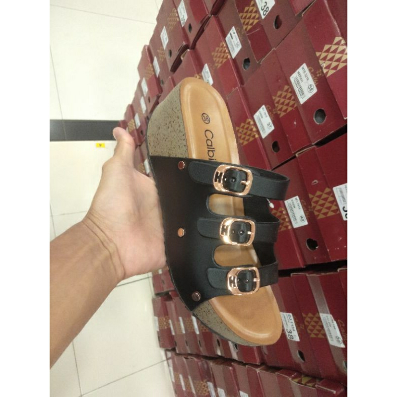 B SANDAL WEDGES GESPER 3 CALBI PEREMPUAN