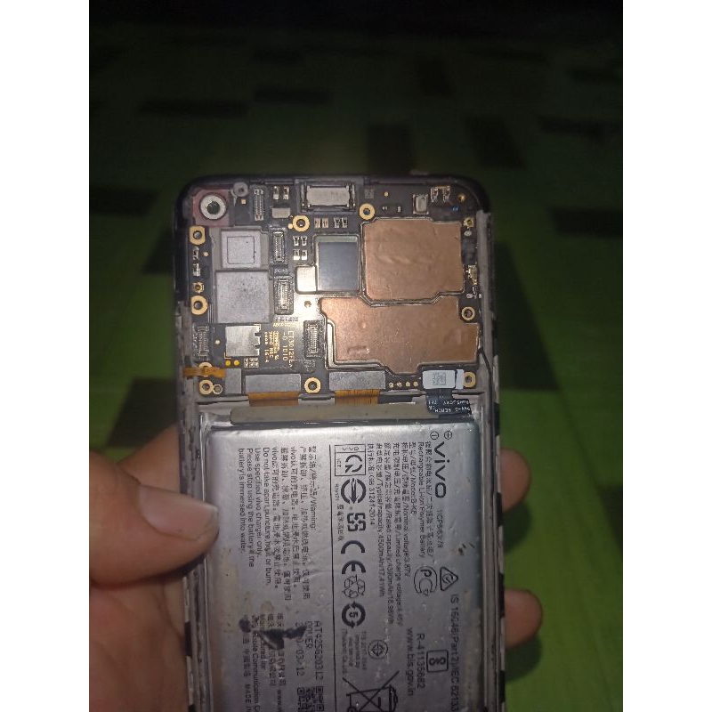 MESIN VIVO V19 MATOT RAM 8/128 BAHAN