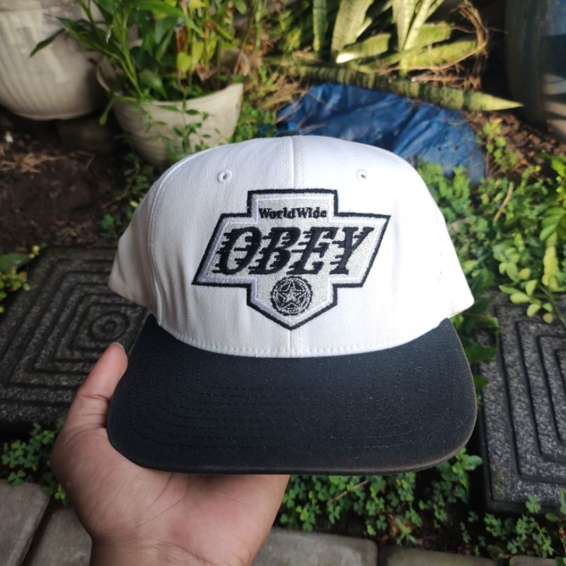 TOPI VINTAGE OB3Y LA KINGS LOGO
