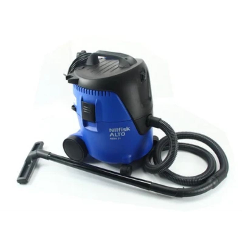 136. Nilfisk Aero Vacuum Cleaner Wet & Dry Home Use