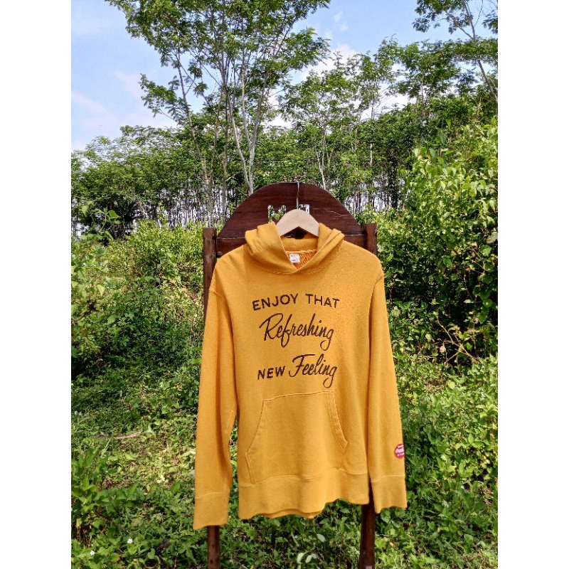 Hoodie UNQLO x Coca cola