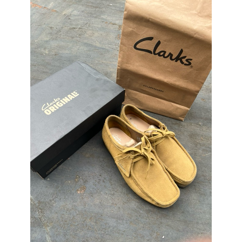 clarks wallabee second