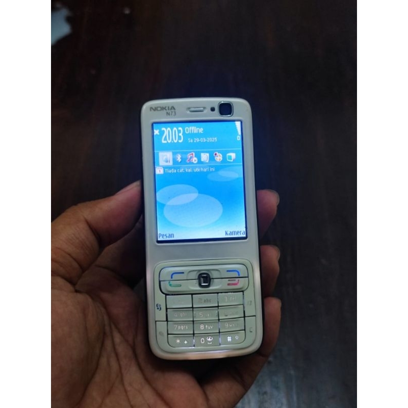 Nokia N73