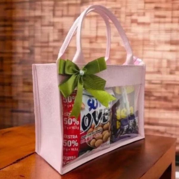 

Tas Hampers Ulang Tahun P.20 L.10 T.18 (RayaBag)